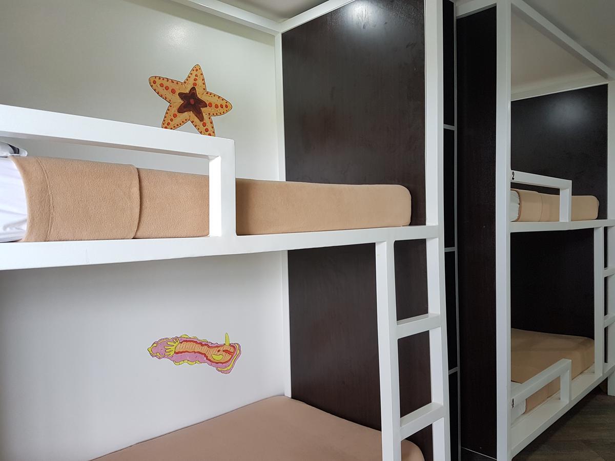 1521 Hostel Lapu-Lapu City Exterior photo