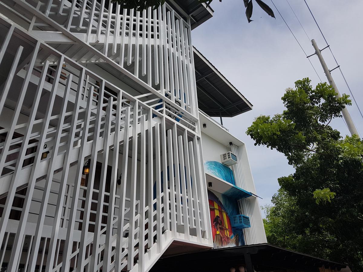 1521 Hostel Lapu-Lapu City Exterior photo
